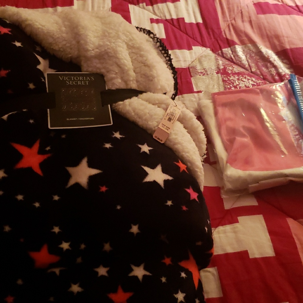 Victoria secret  sherpa blanket